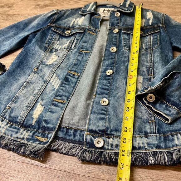 Jaase Womens Blue Embellished Distressed Fringe Boho Denim Jacket Size XS - Picture 4 of 7